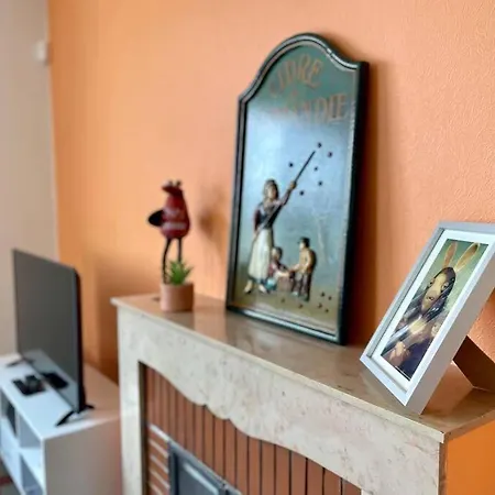 Chez Gab N' Ju By Melrose