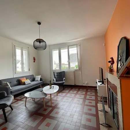 Chez Gab N' Ju By Melrose